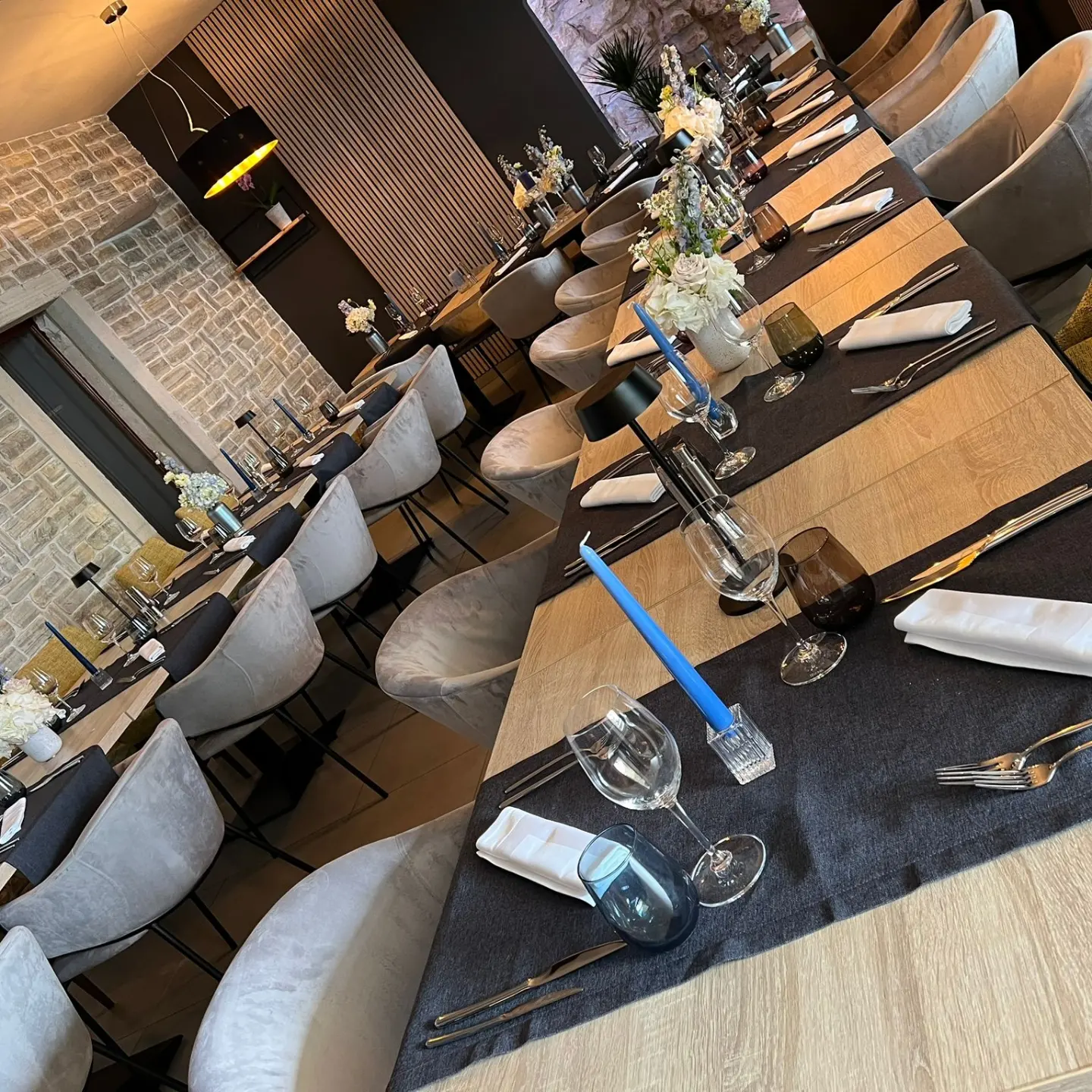 Detalj interijera restorana